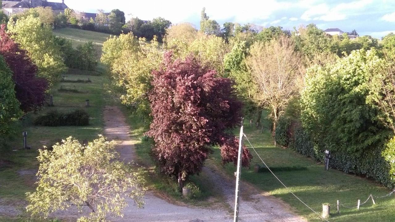A L'Etape De La Ferme Bed & Breakfast Noailles  Bagian luar foto